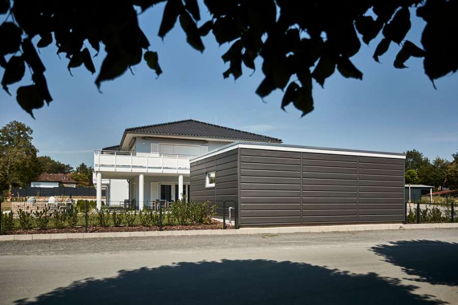 From agricultural history to urban renewal, Grund 5, 31636 Linsburg